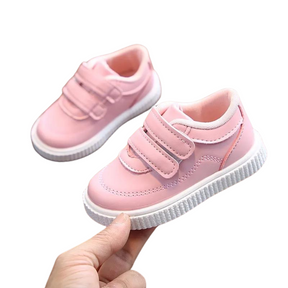 Flexible Leather Sneakers