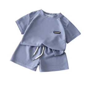 T-Shirt und Shorts-Set für Jungen