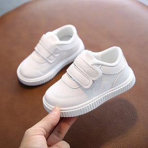 Flexible Leather Sneakers
